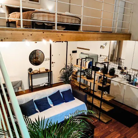 Lägenhet Accogliente Loft In Palazzo Storico Bologna
